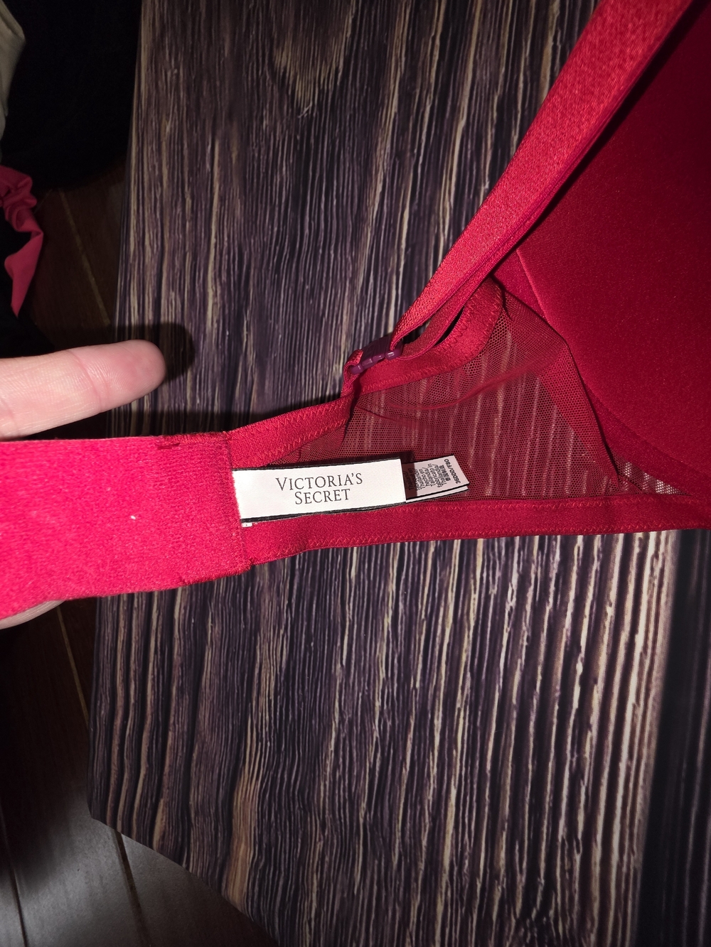 Victoria's Secret Red Lace Push-Up Bra - Picture 3 of 4
